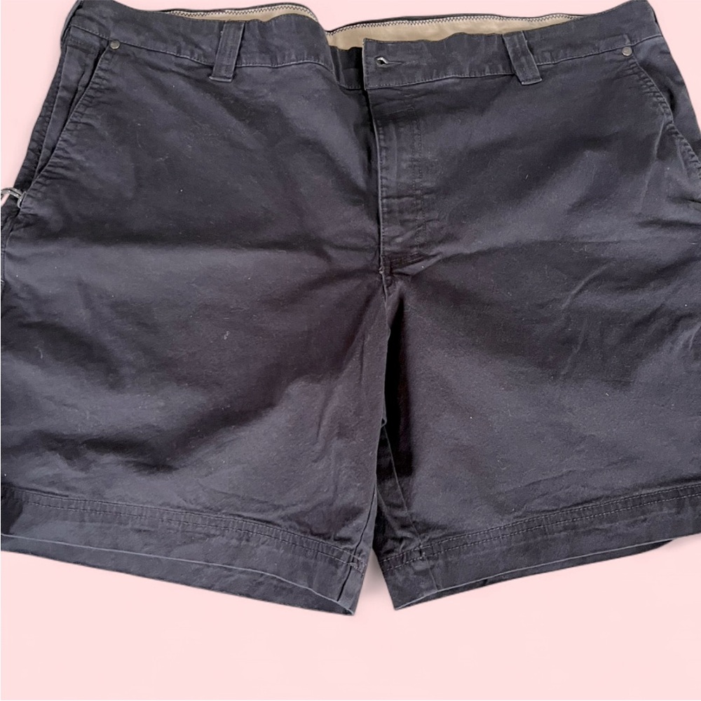Columbia Black Flat Front Shorts for Smart-Casual Wear